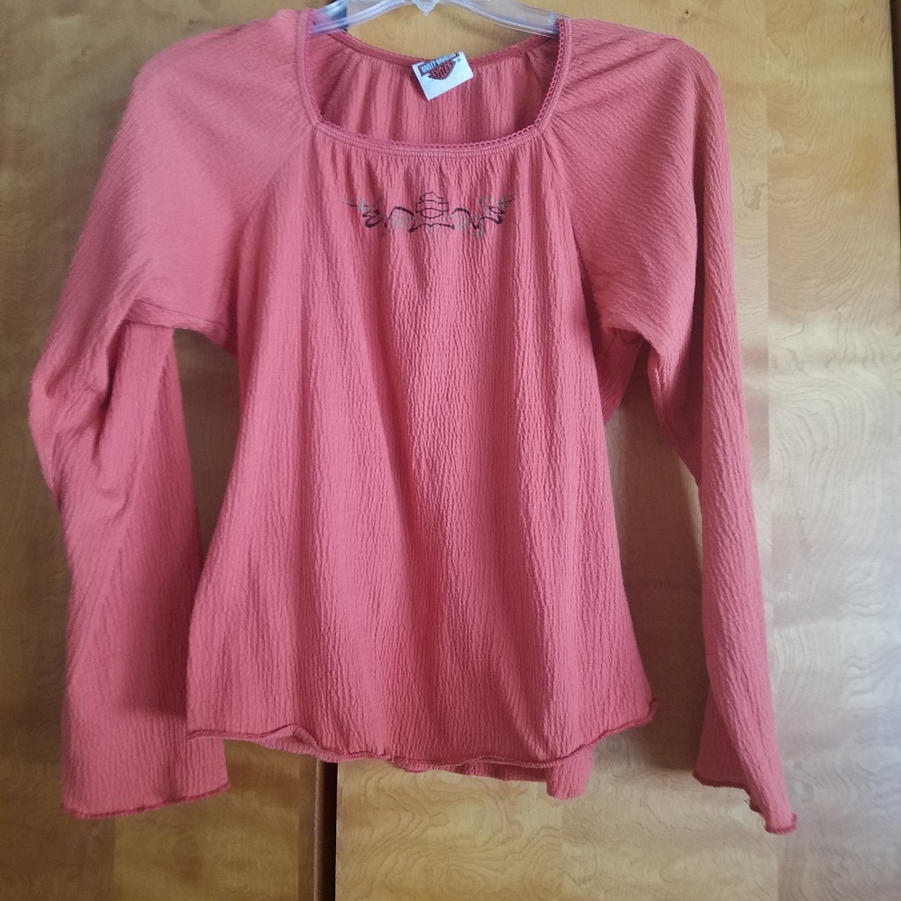 Tops - Picture 6 of 8